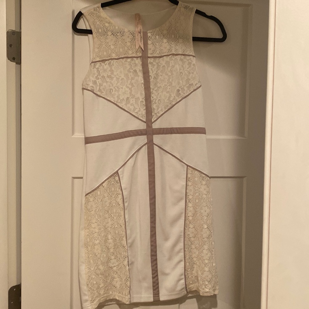 Mystree beige with lace sleeveless size small